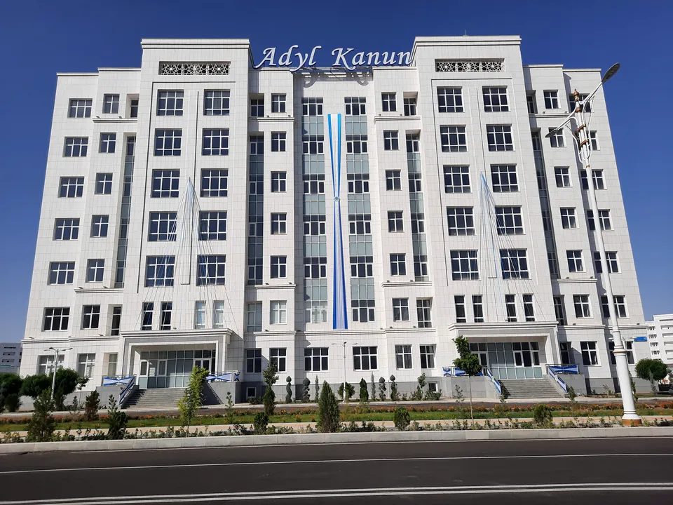 7-Storey 28-Apartment Residential Building