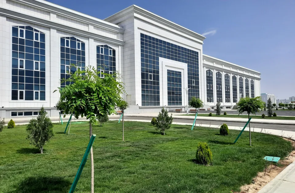 Regional Justice Department Building