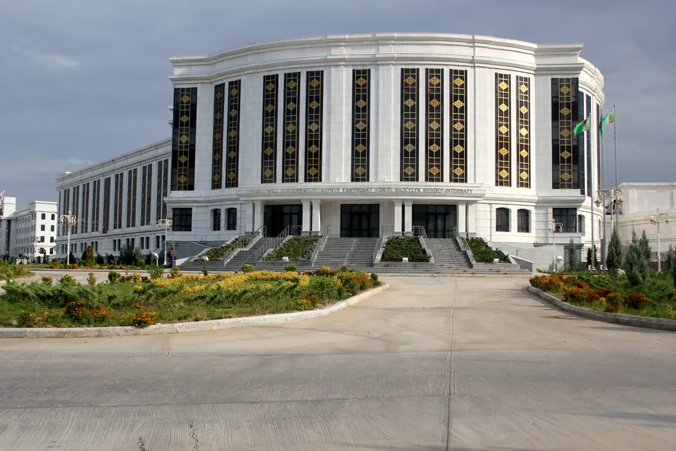 National Conservatory Music School (Sazcylyk Mekdebi)