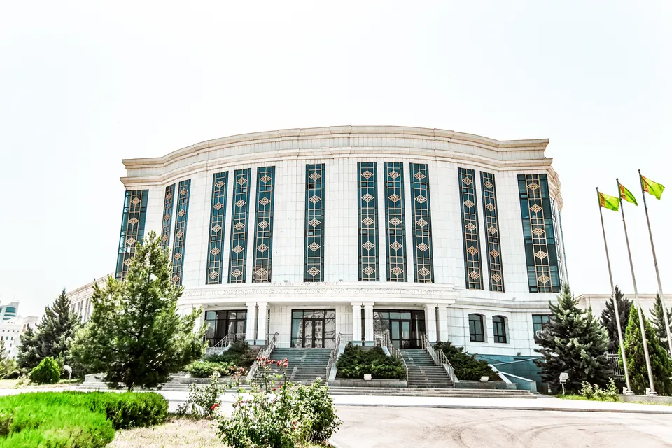 National Conservatory Music School (Sazcylyk Mekdebi)